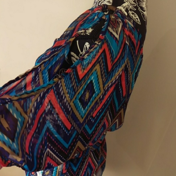 NWT women's sheer Tinley blouse, size small - Picture 3 of 6